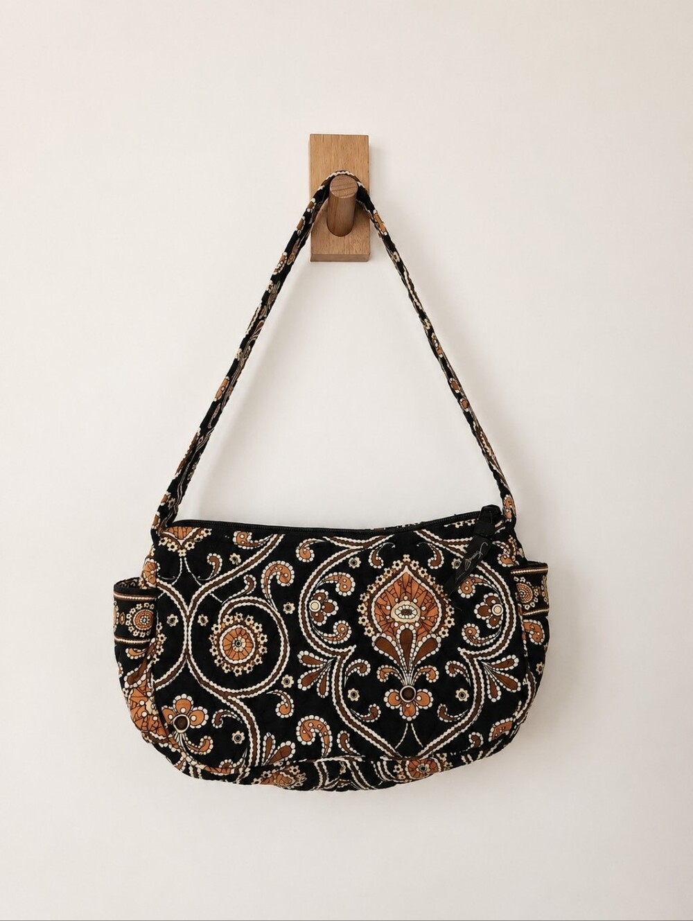 Vera Bradley Small Paisley Cotton Quilted Zip Top Shoulder Bag Cafe Latte Print